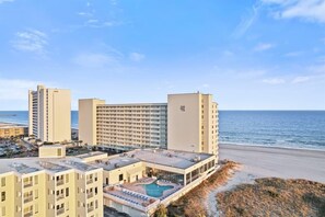 Exterior - Direct Ocean View - Exclusive Sand Beach Club 2BR (Myrtle Beach)