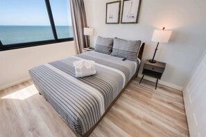 2 bedrooms, iron/ironing board, WiFi, bed sheets - Direct Ocean View - Exclusive Sand Beach Club 2BR (Myrtle Beach)