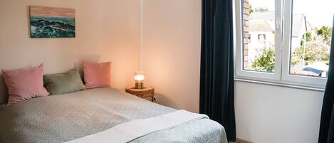 1 soveværelse, skrivebord, strygejern/strygebræt, Wi-Fi