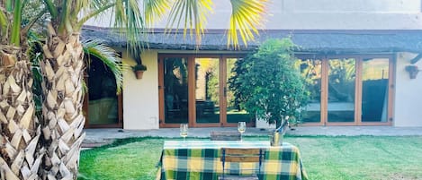 Căn hộ | Khu ẩm thực ngoài trời