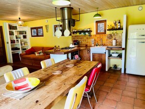 Apartment | Dining - Beautiful Coastal Retreat in Punta Paloma, Tarifa (Tarifa)