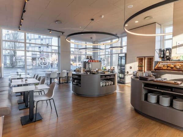 Daily buffet breakfast (DKK 120 per person)