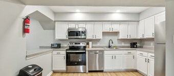 Galloway 118 I Spacious Garden Style Retreat