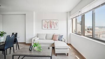 Smart TV, offices