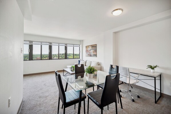 TV connectée, espaces bureaux