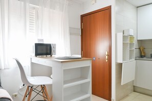 Interior - Cozy Apartment in Vallecas MDV1B (Madrid)