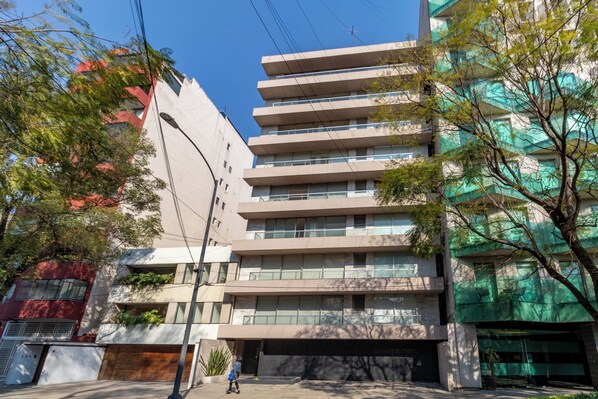 Apartment | Exterior - 3BR Polanco Flat - Elevator- Parking- Laundry (Mexico City)