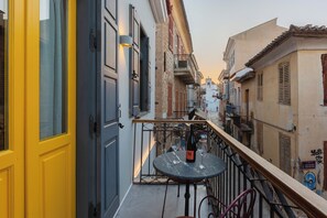 Deluxe Double Room, City View | Hypo-allergenic bedding, in-room safe, soundproofing, iron/ironing board - Archo Nafplio Rooms & Suites (Nafplio)