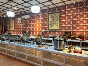 Tägliches inbegriffenes Frühstücksbuffet