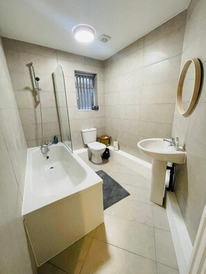 House | Bathroom