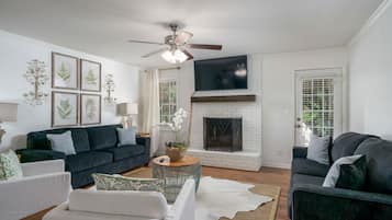 TV, fireplace, offices