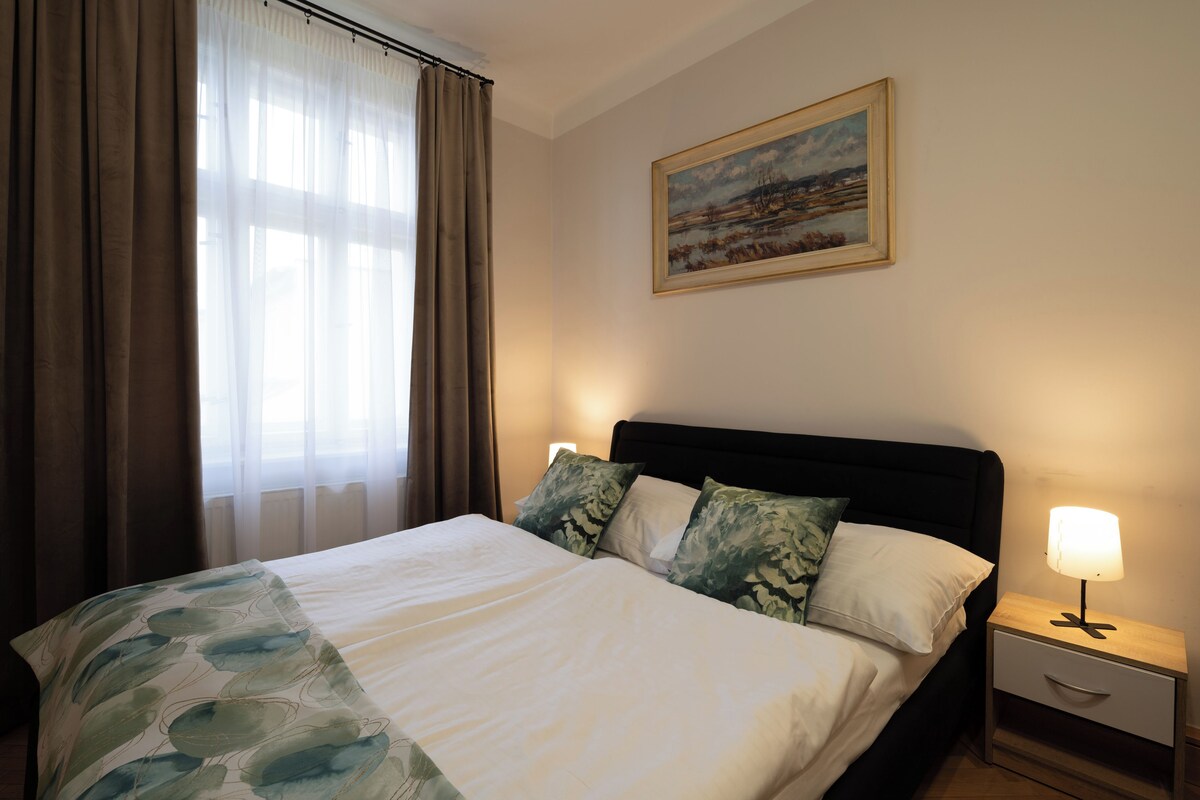 Apartment, 1 Schlafzimmer | Bügeleisen/Bügelbrett, kostenloses WLAN