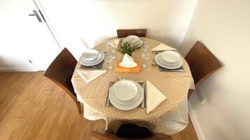 House | Dining