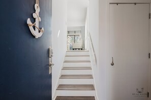 Interior - 255 Turnberry Village -2 Bedroom Condo w/ Loft, Dog Friendly, on Fazio Course (Hilton Head Island)