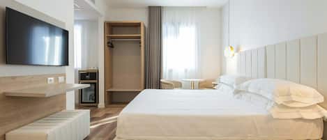 Executive Double or Twin Room, Sea View | View from room