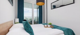 Cozy Laszkiewicza Apartment by Renters