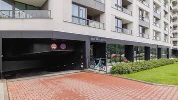 المنشأة من الخارج