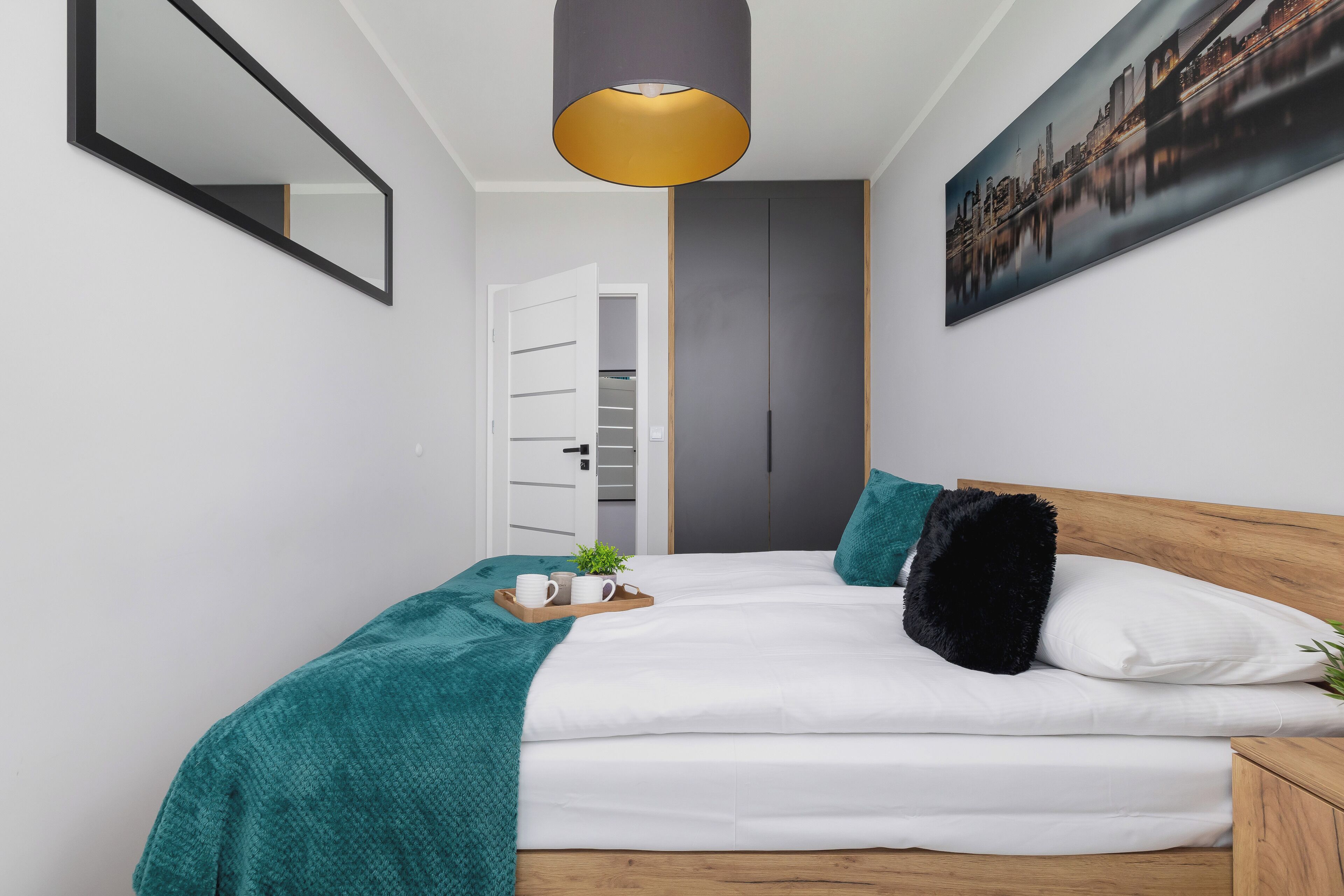 Apartment, 1 Bedroom, Balcony | 1 bedroom, bed sheets