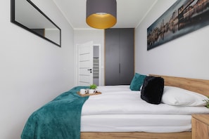 Appartement, 1 slaapkamer, balkon | 1 slaapkamer, beddengoed