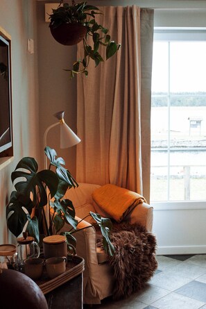 Chambre Double Design, 1 grand lit, vue mer | Décoration personnalisée, ameublement personnalisé, rideaux occultants