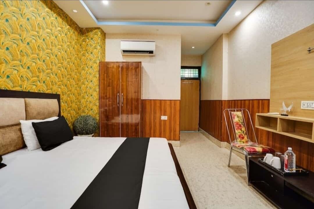 华丽客房, 1 张特大床, 无烟房