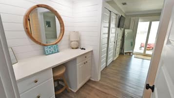 2 chambres, fer et planche Ă repasser, Wi-Fi gratuit, draps fournis