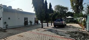 Estacionamiento gratis, valet parking gratis