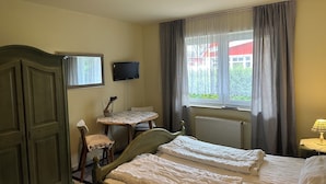 Unclassified image, 2 of 8, button - Apartment 1 im EG mit Kitchenette (Prerow)