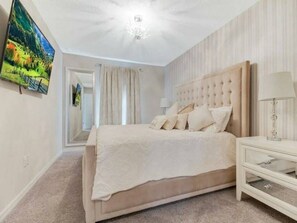 5 bedrooms, WiFi, bed sheets