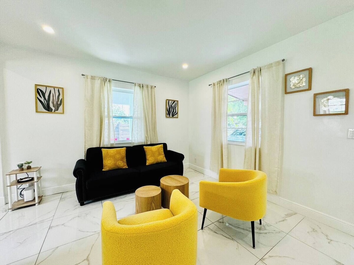 Fort Lauderdale Getaway, Near Beach & Airport