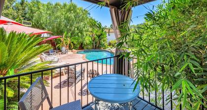 Pool, hot tub, fire pit, and more! Aqua La Vista