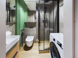 Shower, hair dryer, shampoo