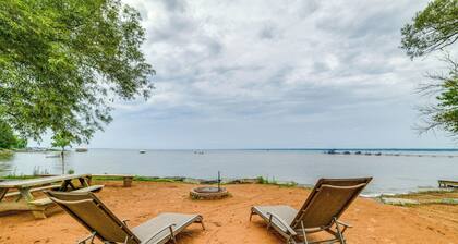 House on Oneida Lake on Lewis Point in Canastota