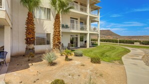 Apartment (3 Bedrooms) | Interior - Pool Access & Patio! Resort-style St George Condo (St. George)