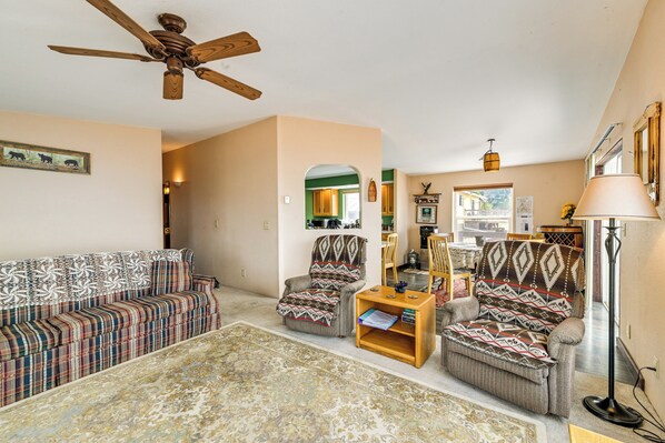 House (2 Bedrooms) | Interior