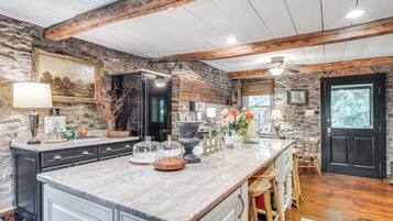 Cottage (1 Bedroom) | Interior