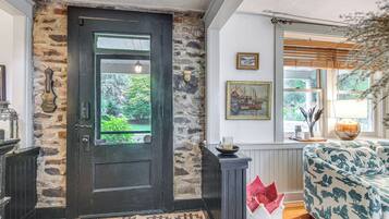 Cottage (1 Bedroom) | Interior