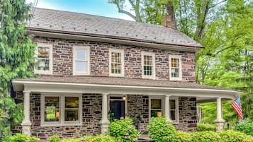 Cottage (1 Bedroom) | Interior