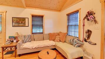 Rumah (1 Bedroom) | Interior