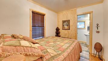 House (1 Bedroom) | Interior