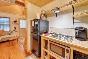 House (1 Bedroom) | Interior