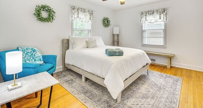 'dogwood Cottage' w/ Fireplace: 1 Mi to University