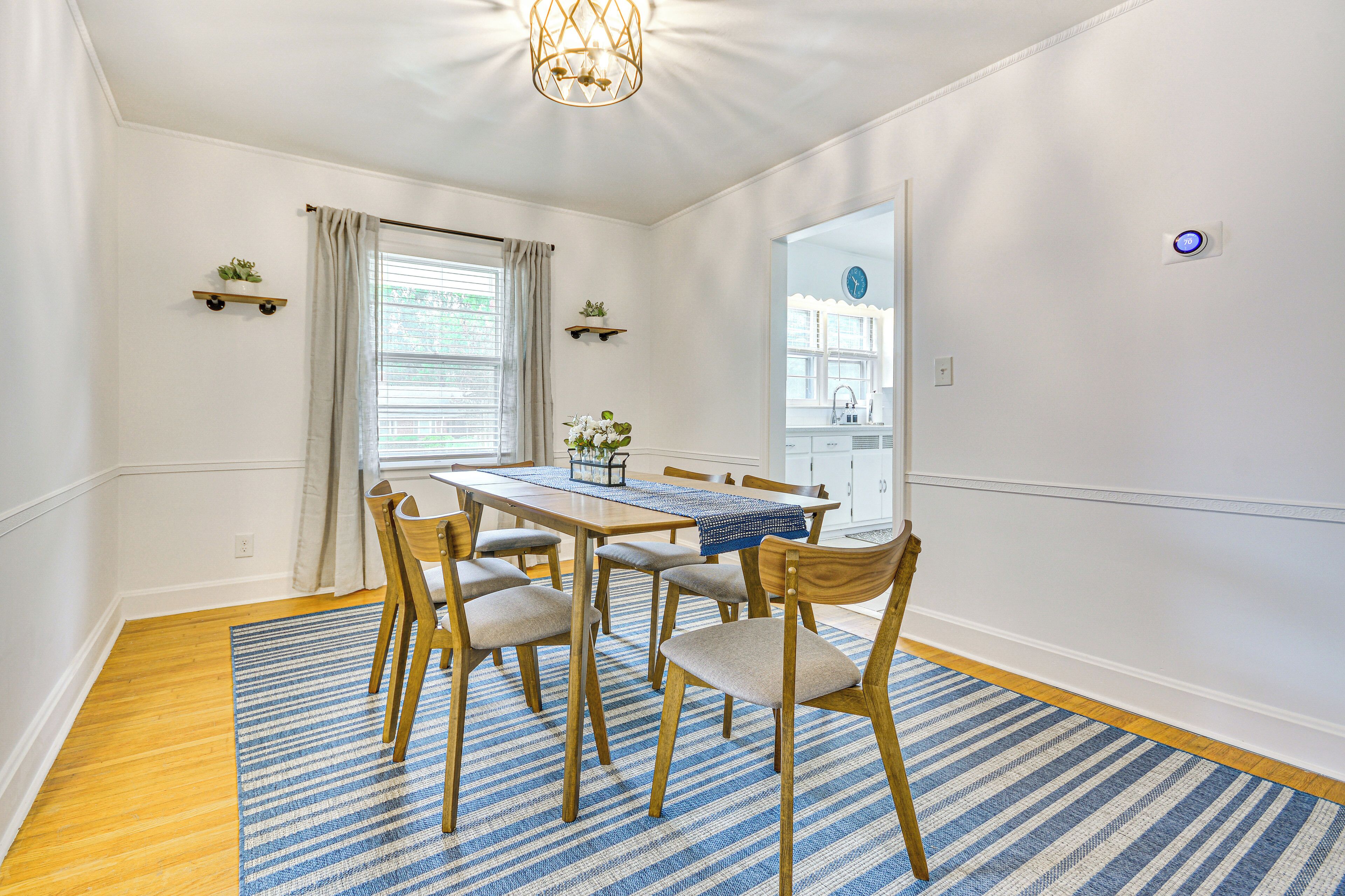 House (3 Bedrooms) | Interior