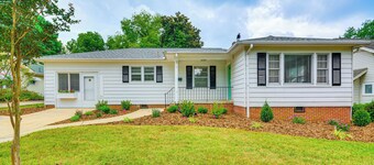 'dogwood Cottage' w/ Fireplace: 1 Mi to University