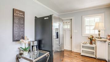 Cottage (3 Bedrooms) | Interior