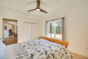 House (5 Bedrooms) | Interior