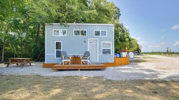 Apartment (0 Bedroom) | Interior