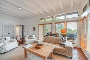 Interior - 'casa Jemez' Luxury Santa Fe Escape w/ Mtn Views (Santa Fe)