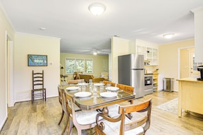 House (3 Bedrooms) | Interior - Fire Pit & Views: Campobello Rural Retreat (Campobello)