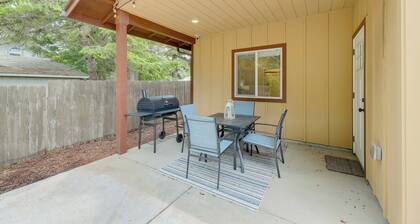 Family-friendly Florence Home: 3 Mi to the Coast!